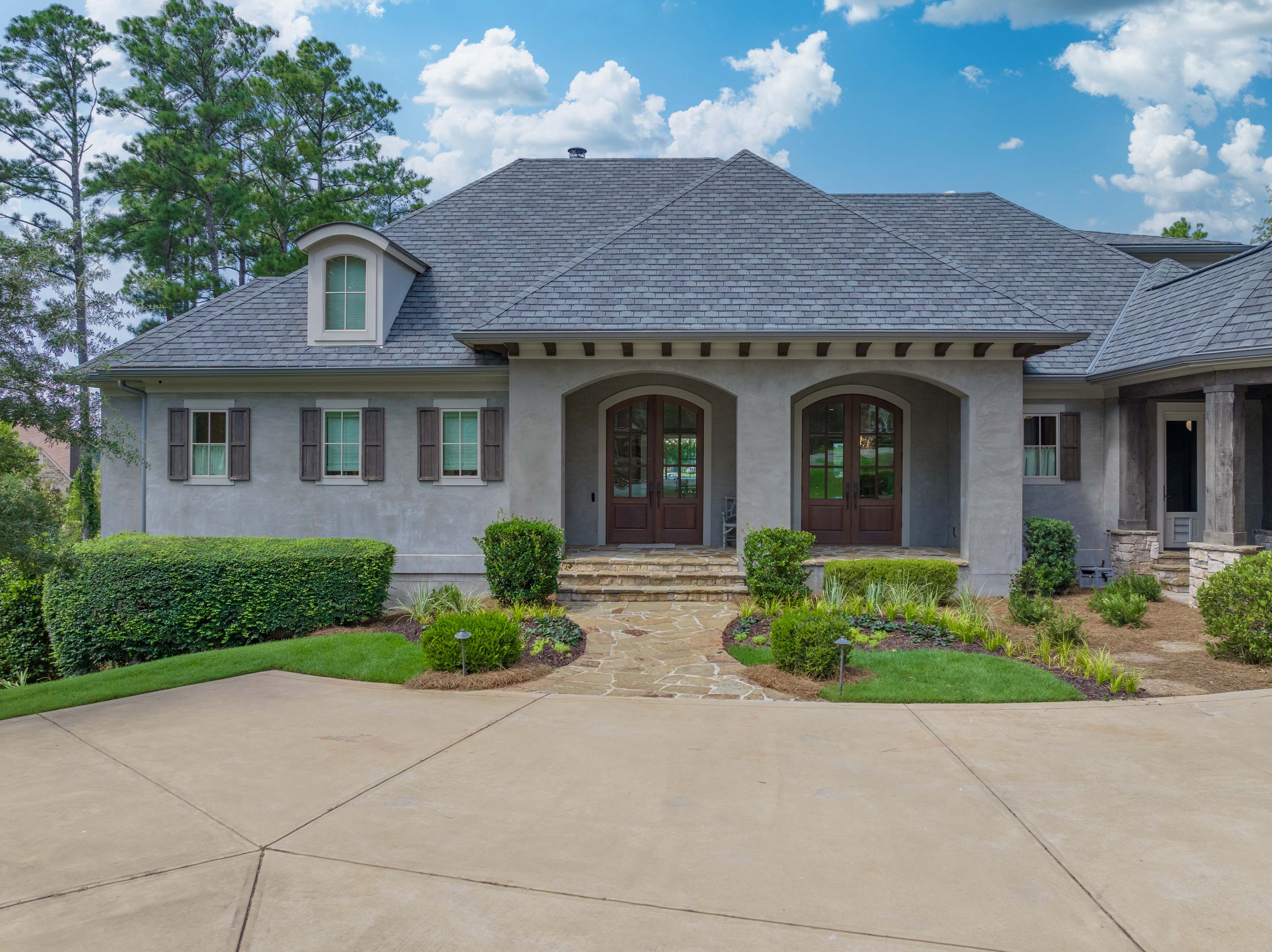 1041 West Vista Way image 4